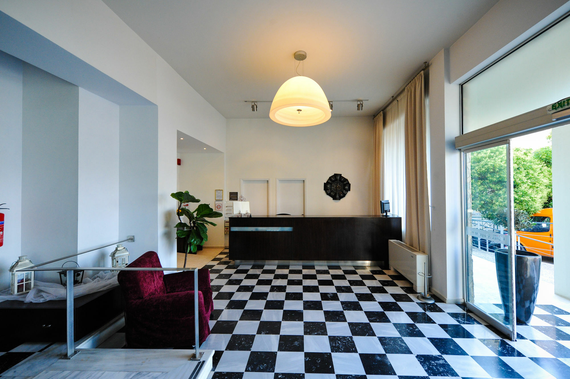 Kleopatra Inn Мессиния Экстерьер фото