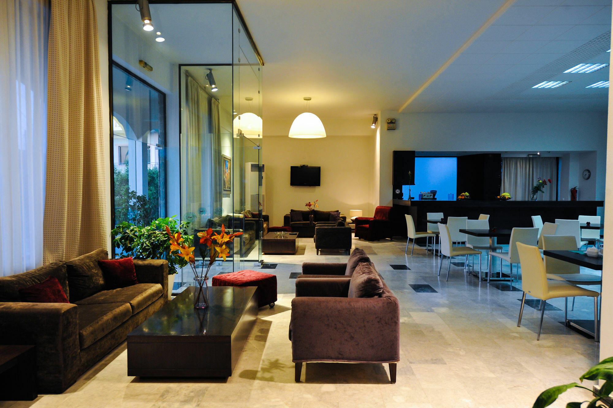 Kleopatra Inn Мессиния Экстерьер фото